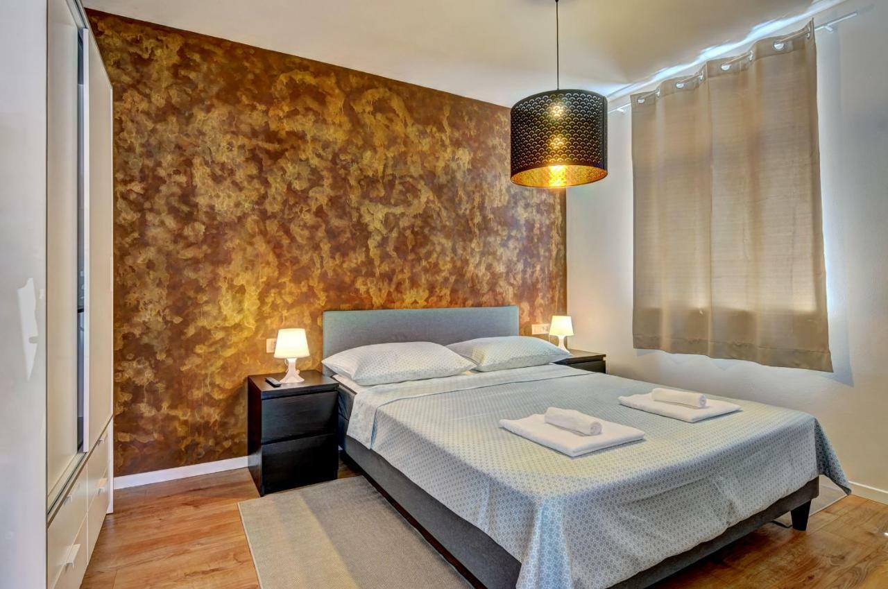 Апартаменты Apartman M Пула Экстерьер фото
